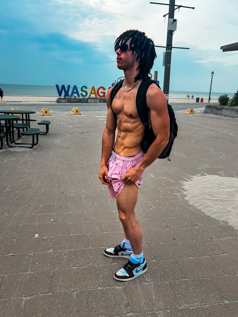 Zac Holder