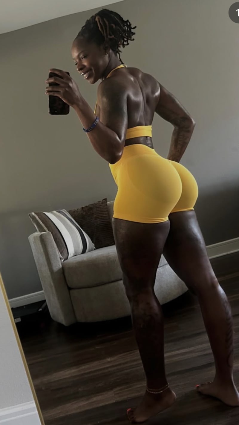 Erika Alexes