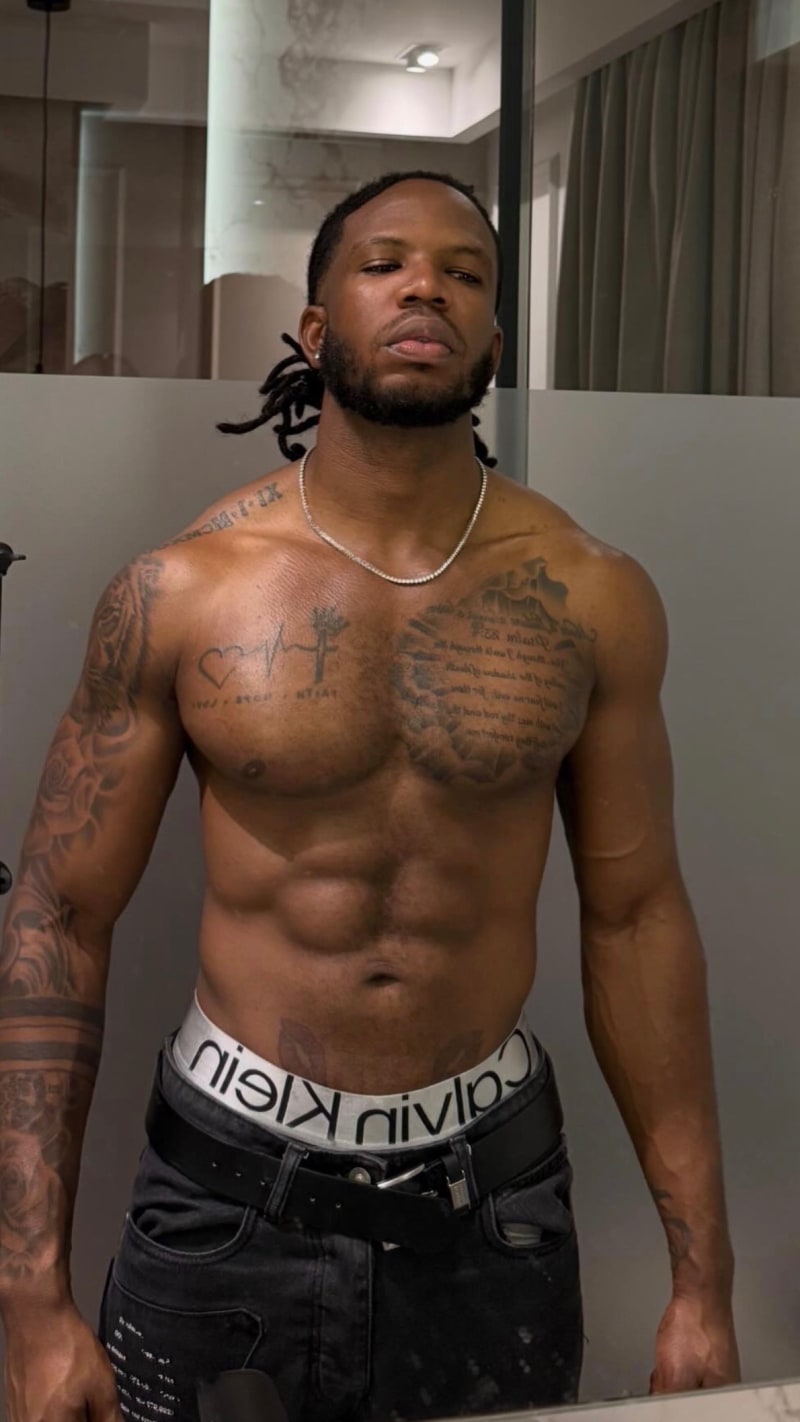 Ojay Brown ®