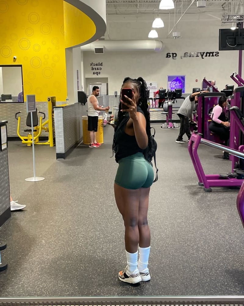 Mochandfit's Membership membership landing page