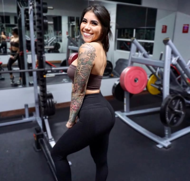 Alessa S. | Scarone Fitness | Bodybuilding | Physical Therapy 🤎's Membership membership landing page