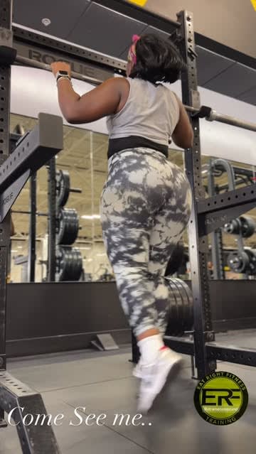 Coach Lo (👑 Fupa)'s Membership membership landing page