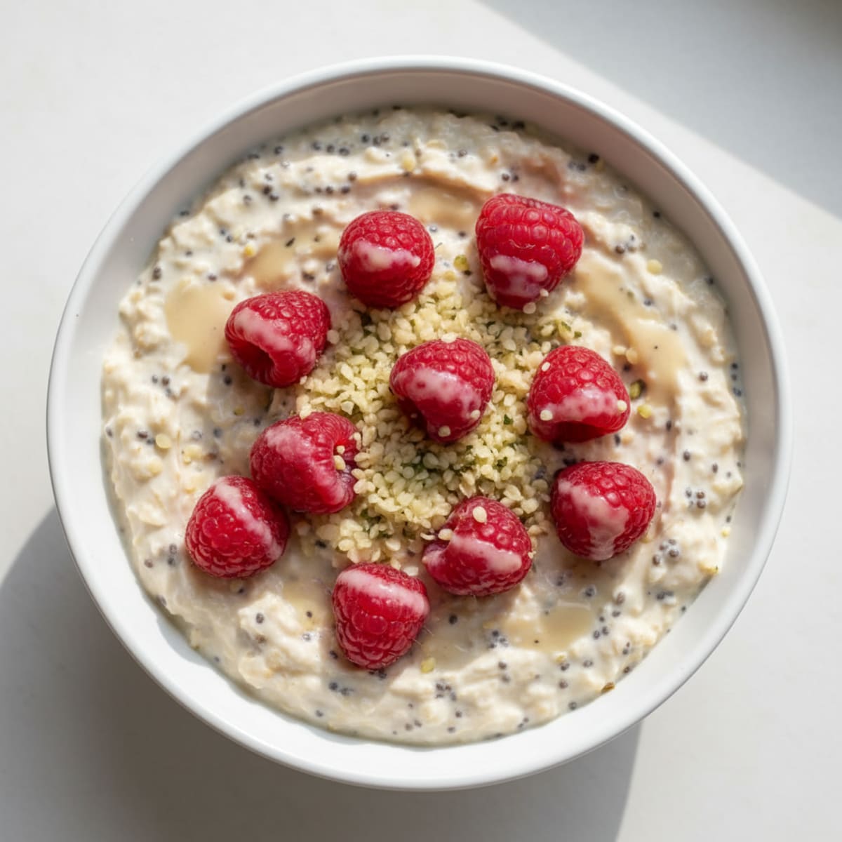 Vanilla Bean Chia Overnight Oats