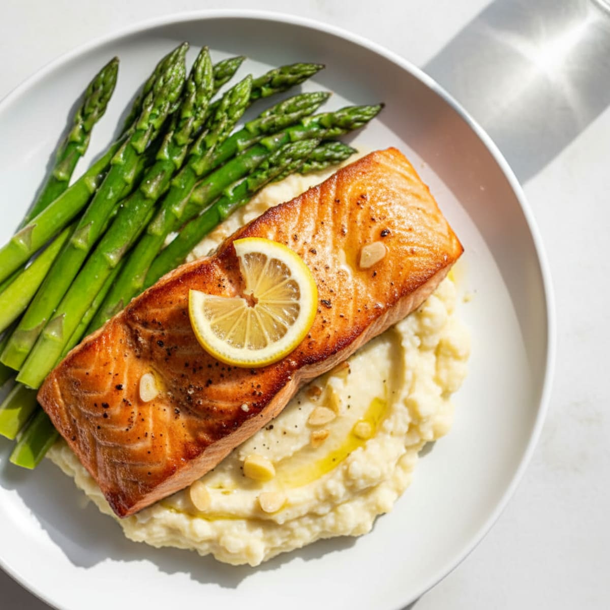 Seared Salmon with Steamed Asparagus and Garlic Cauliflower Mash