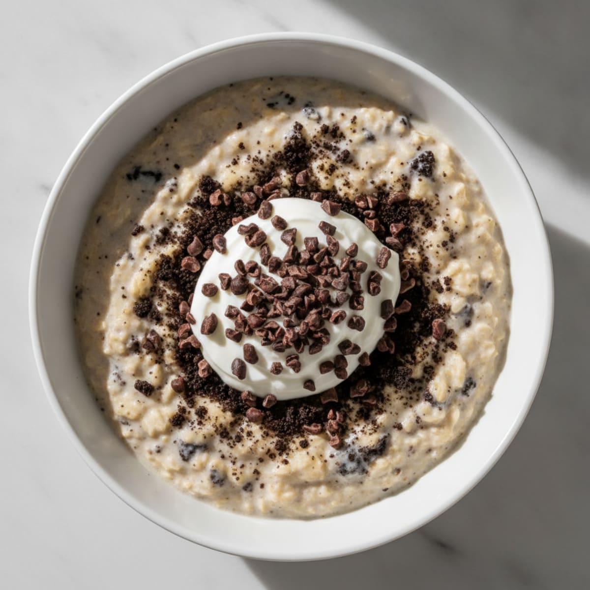 Cookies & Cream Protein Oats with Greek Yogurt