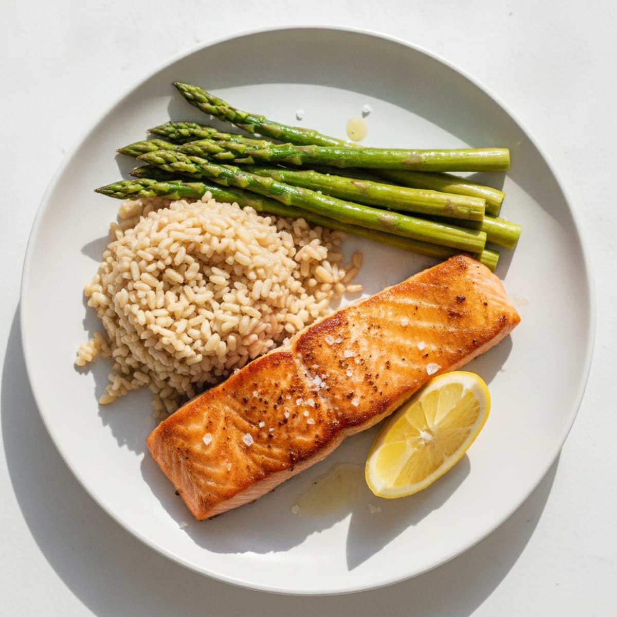 Seared Salmon with Steamed Asparagus and Brown Rice