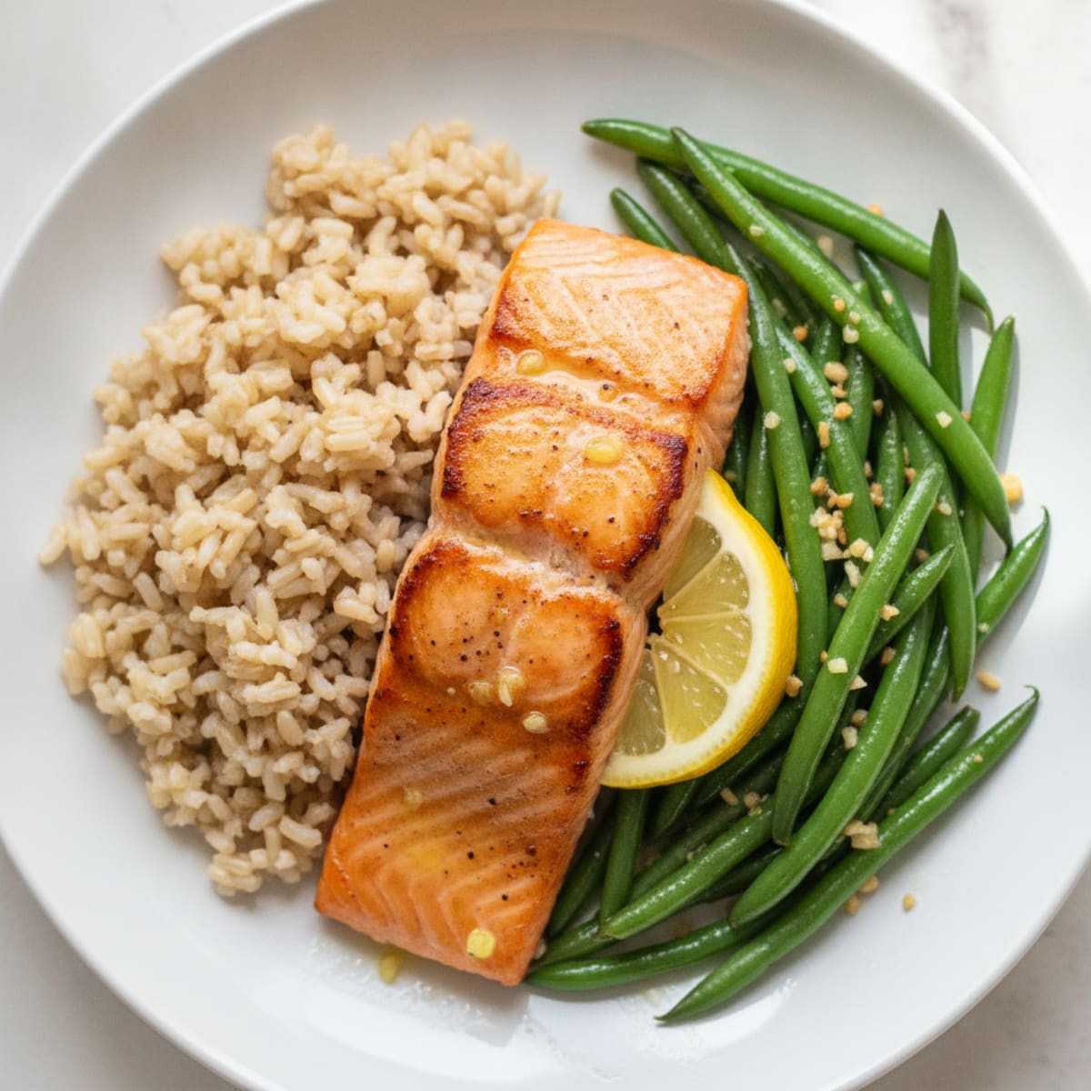 Seared Salmon Fillet with Garlic Green Beans and Brown Rice