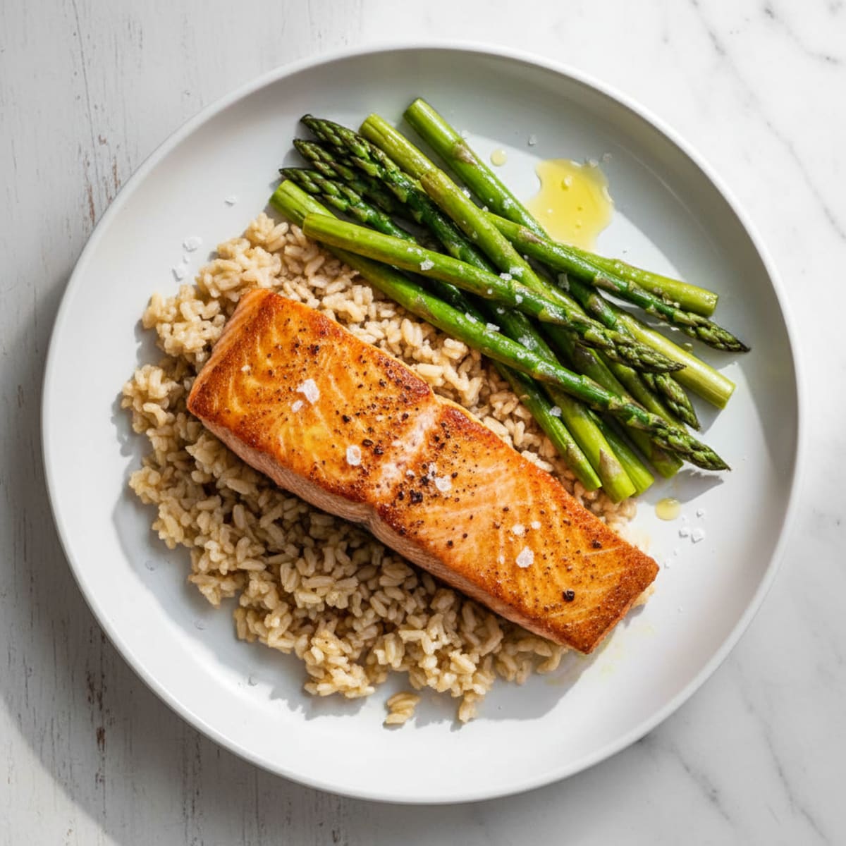 Seared Salmon with Steamed Asparagus and Brown Rice