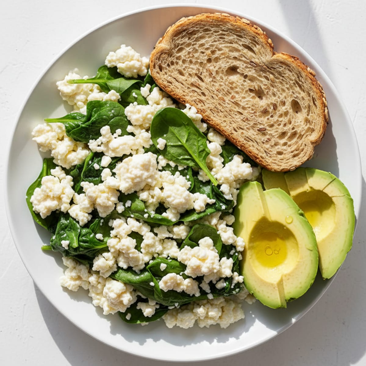 Egg White Scramble with Cottage Cheese and Spinach