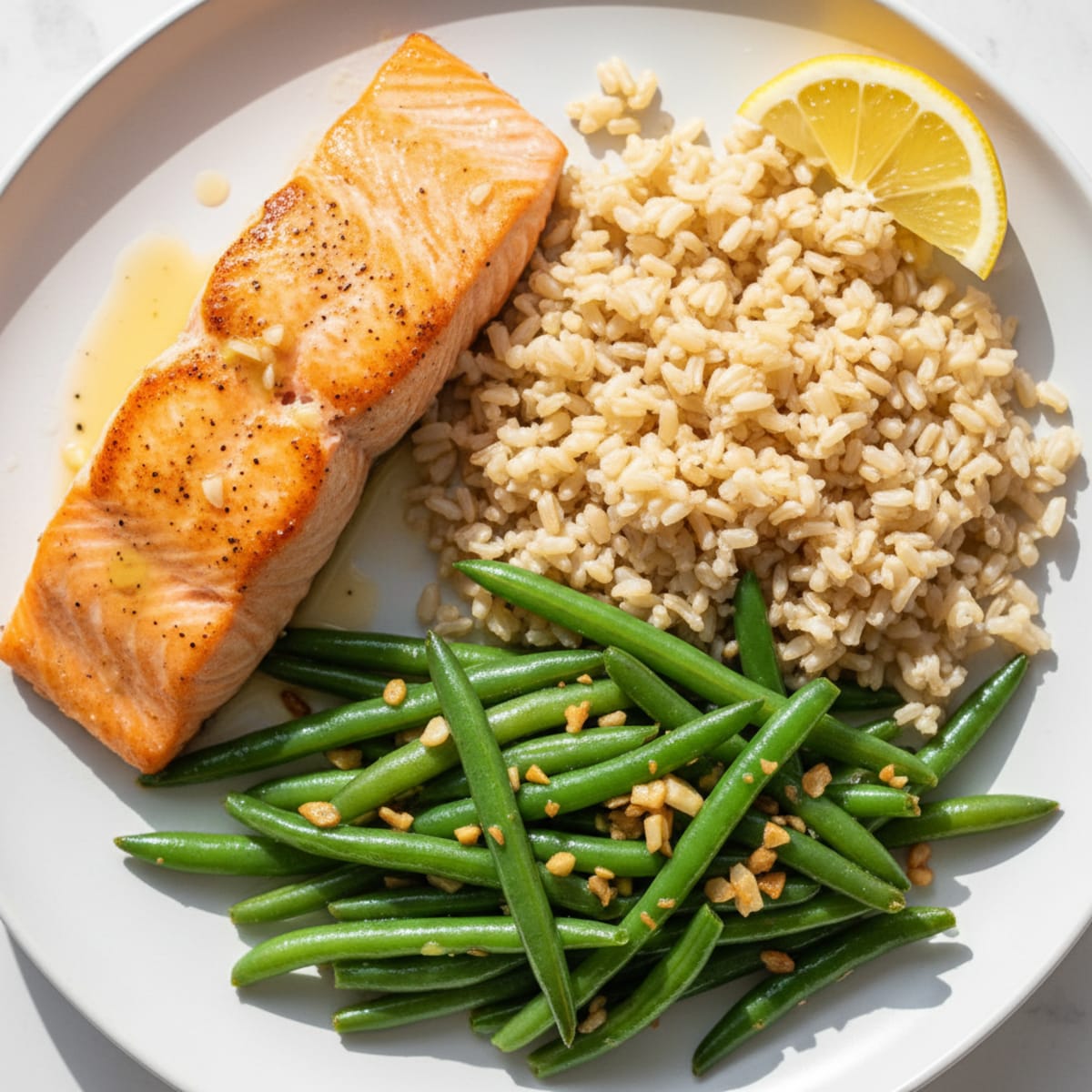 Seared Salmon with Garlic Green Beans and Steamed Brown Rice