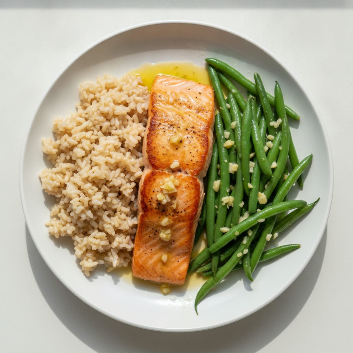 Seared Salmon with Garlic Green Beans and Steamed Brown Rice