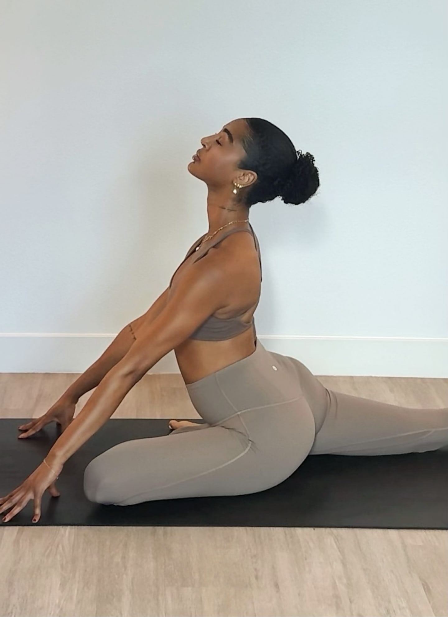 Flows by Kayla | Stretch & Sound™