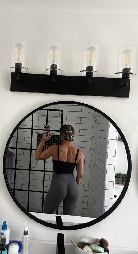 Strong & Toned: New Year, New Glutes