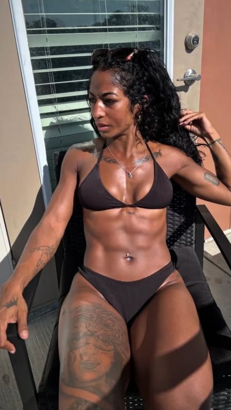 Barbie Bootcamp: Vacation Sculpt and Tone