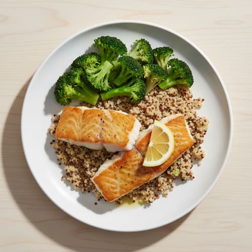 Seared Cod with Steamed Broccoli and Quinoa