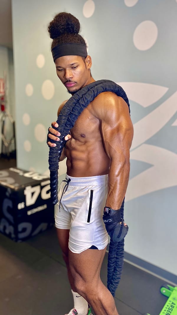 Ayinde Warren
