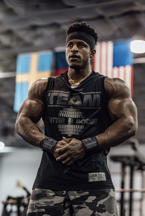 IFBB Pro Jahvair Mullings