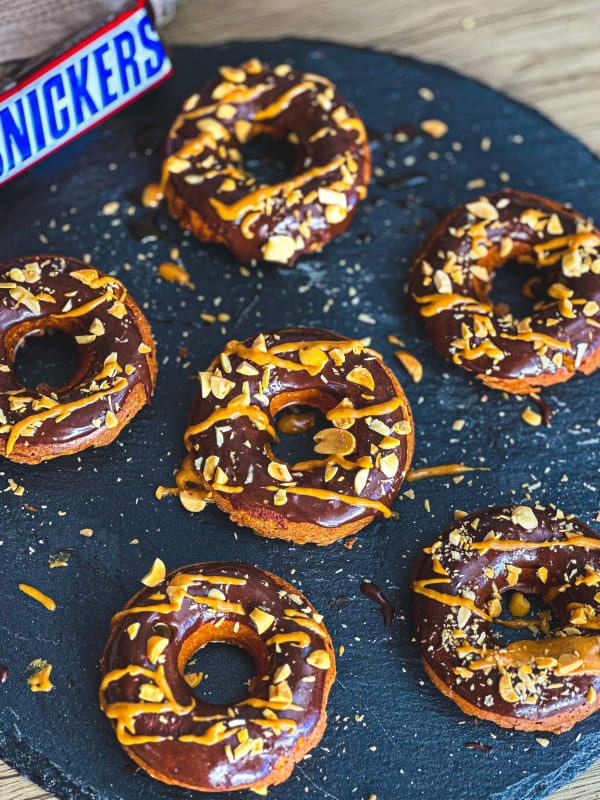 program transformation testimonial image from Oatmeal Desserts: Snickers Donuts