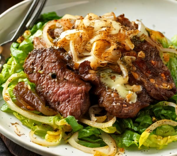 program transformation testimonial image from Kaylee’s Infamous Steak Salad