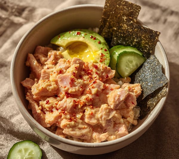 program transformation testimonial image from My Go-To Spicy Tuna Bowl