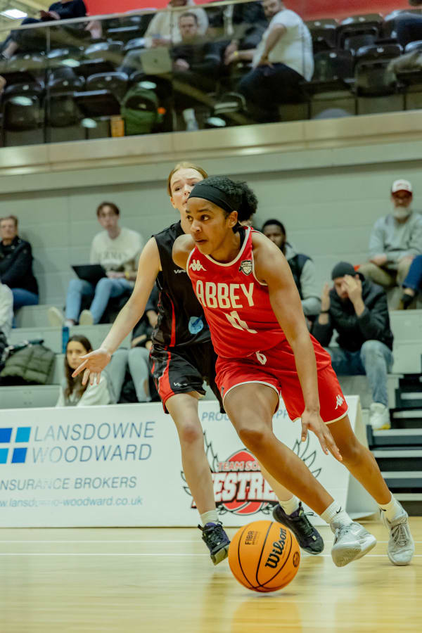 Ruchae Walton | Online Physique & Performance Coach