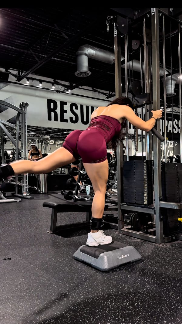 Cass Morales IFBB Pro 