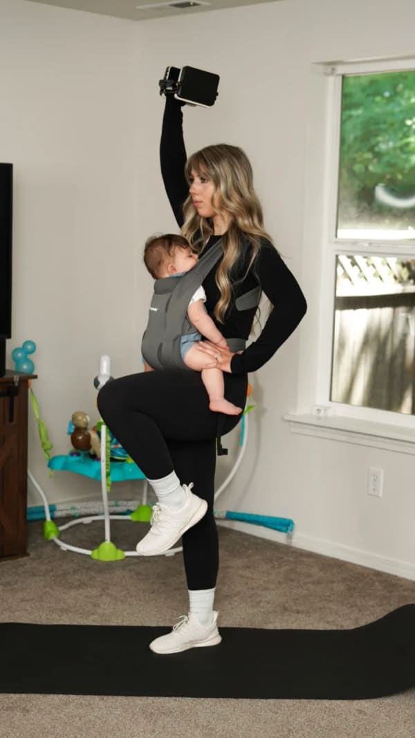 Alina Kakuda | motherhood and fitness