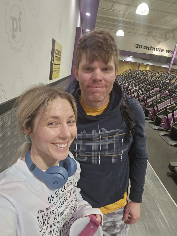 Holly A.'s review of Megan & Joel's membership