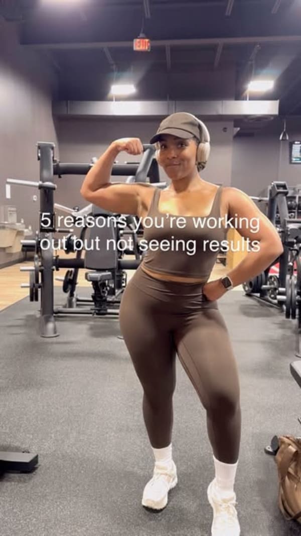 Jelisa Smith ✨| Fitness Coach for Moms