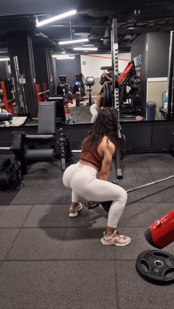 Sara Gómez Charouk
