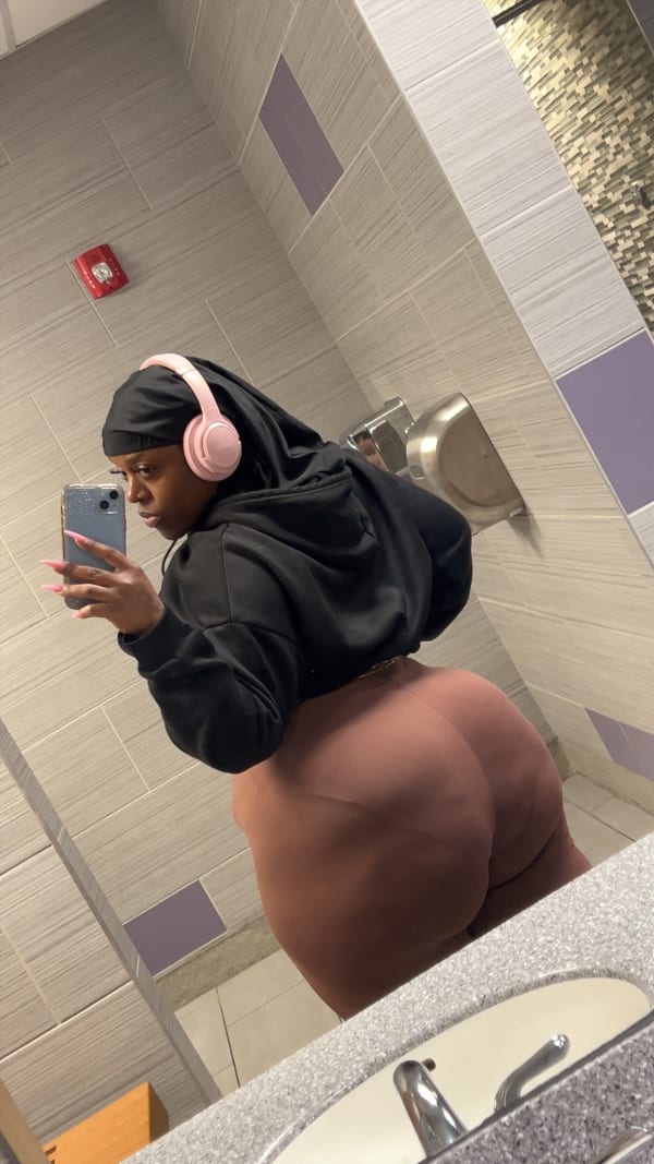 Tiffanie's review of Anjayla's membership