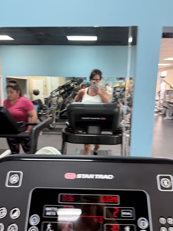 YolondaPeacher's review of Lina's membership