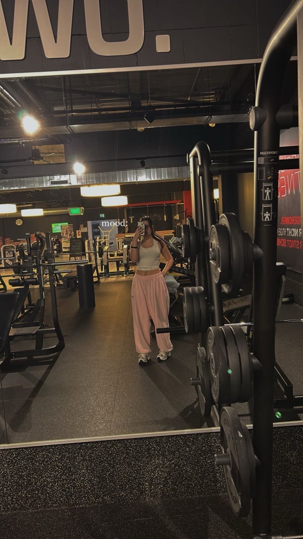 Ayleen 's review of Coralie's membership