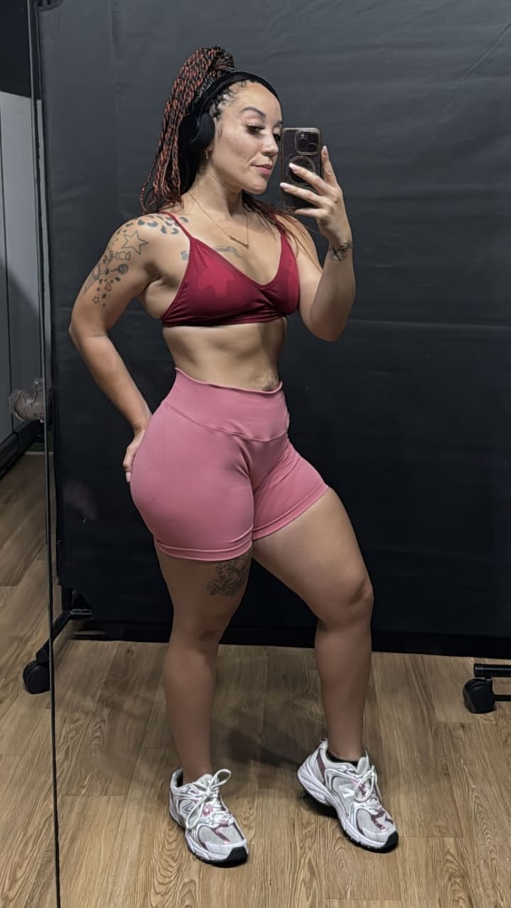 Curvy & Cut Challenge