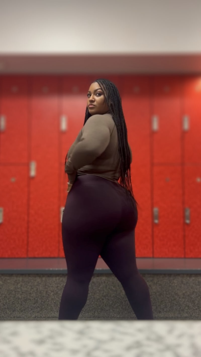 Shay-La Samantha 