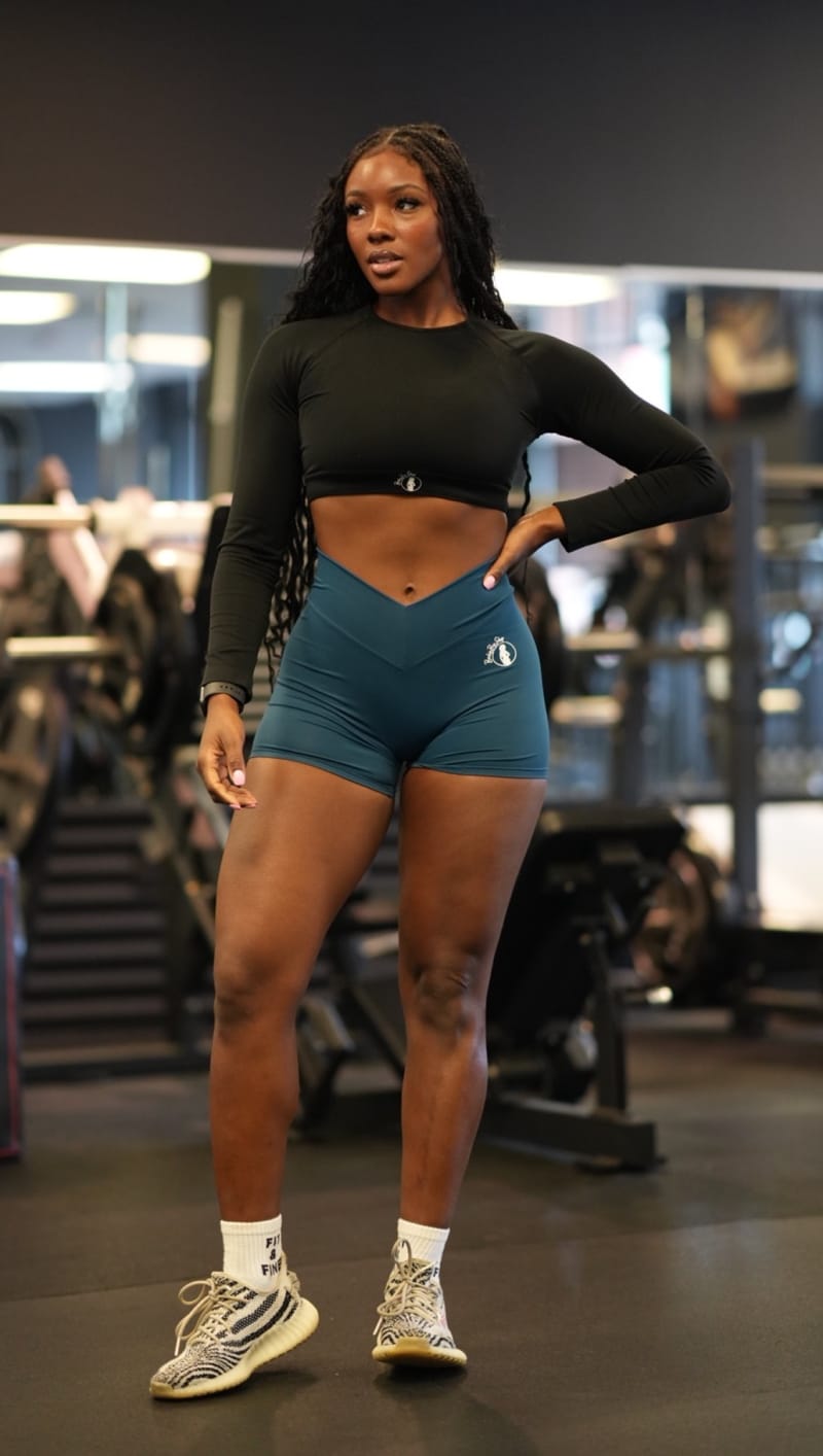 Shy @bodybyshy