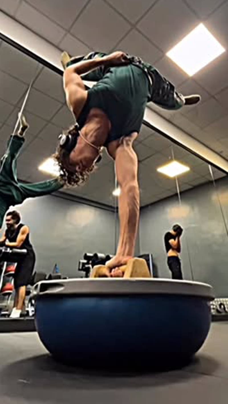 Alex Alvanis membership landing page