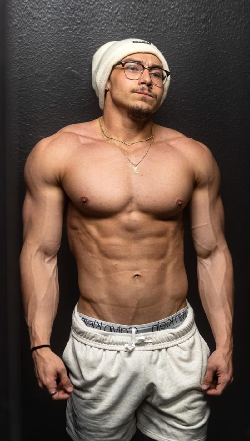 Jacked Italian membership landing page