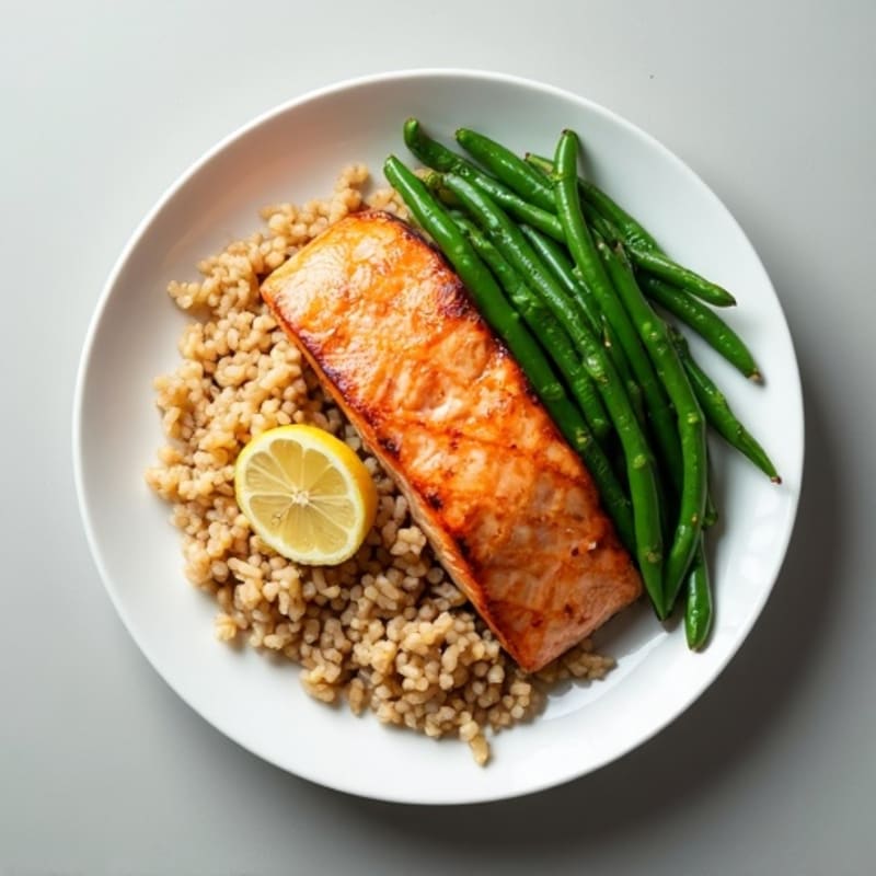 Seared Salmon with Steamed Green Beans and Brown Rice