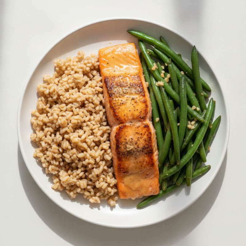 Seared Salmon Fillet with Garlic Green Beans and Brown Rice