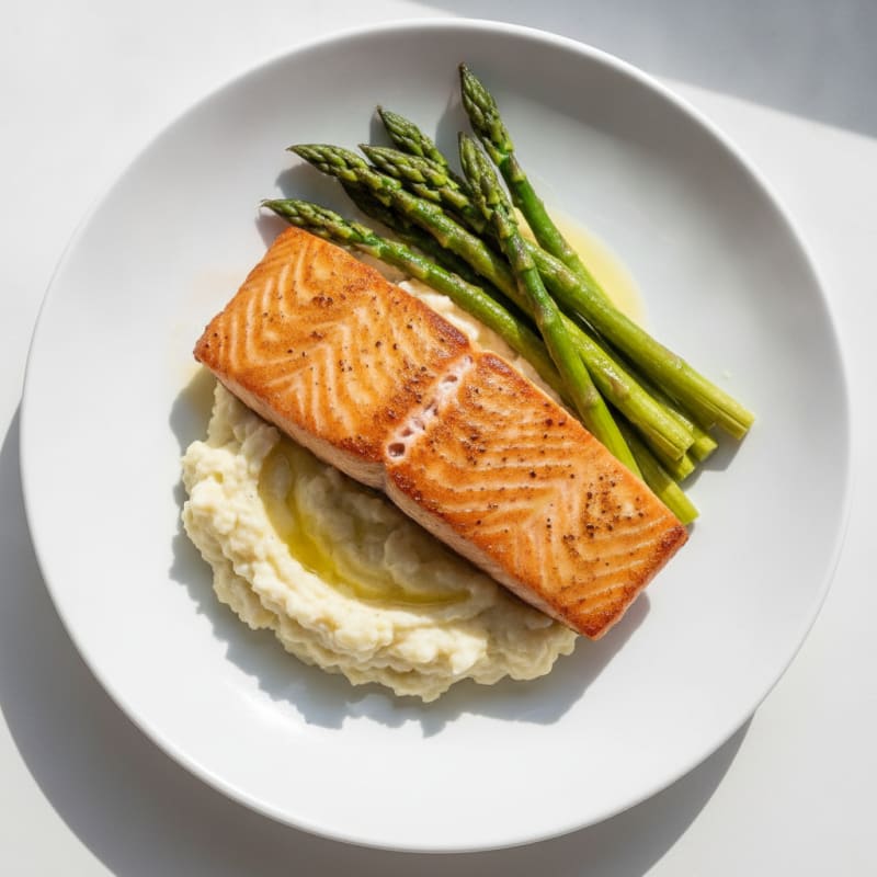 Seared Salmon with Steamed Asparagus and Garlic Mashed Cauliflower