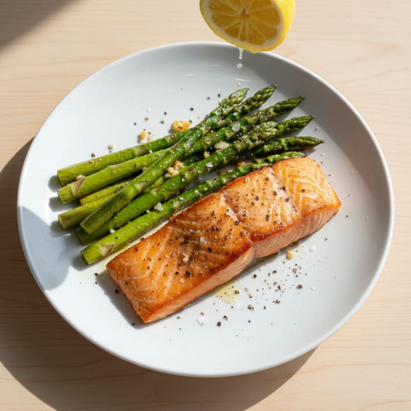 Pan-Seared Salmon with Roasted Asparagus