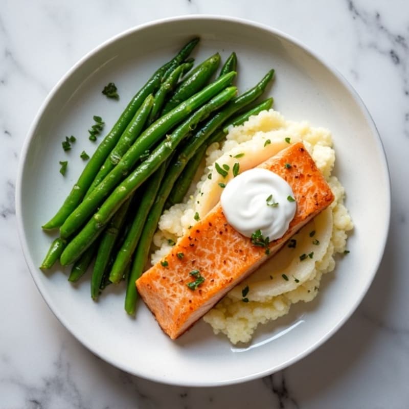 Seared Salmon Fillet with Garlic Green Beans and Cauliflower Mash