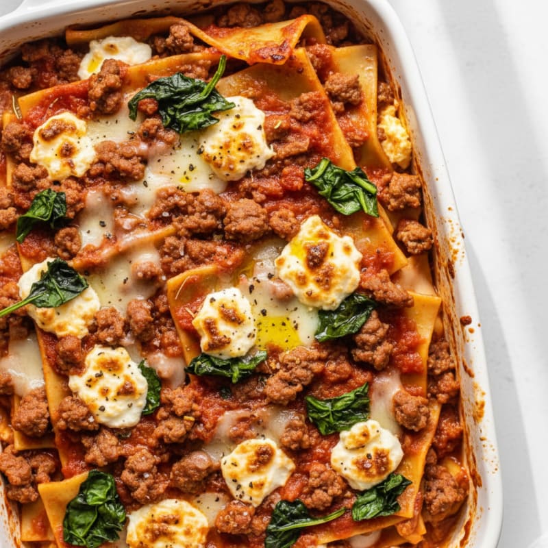 Classic Beef and Ricotta Lasagna Bake
