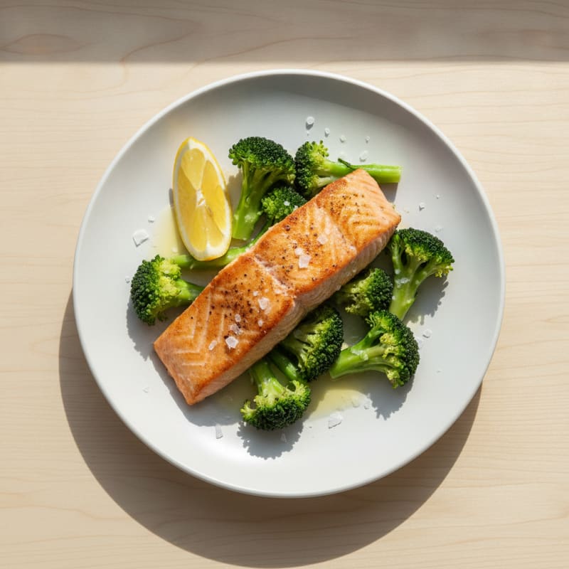 Seared Salmon with Steamed Broccoli and Lemon