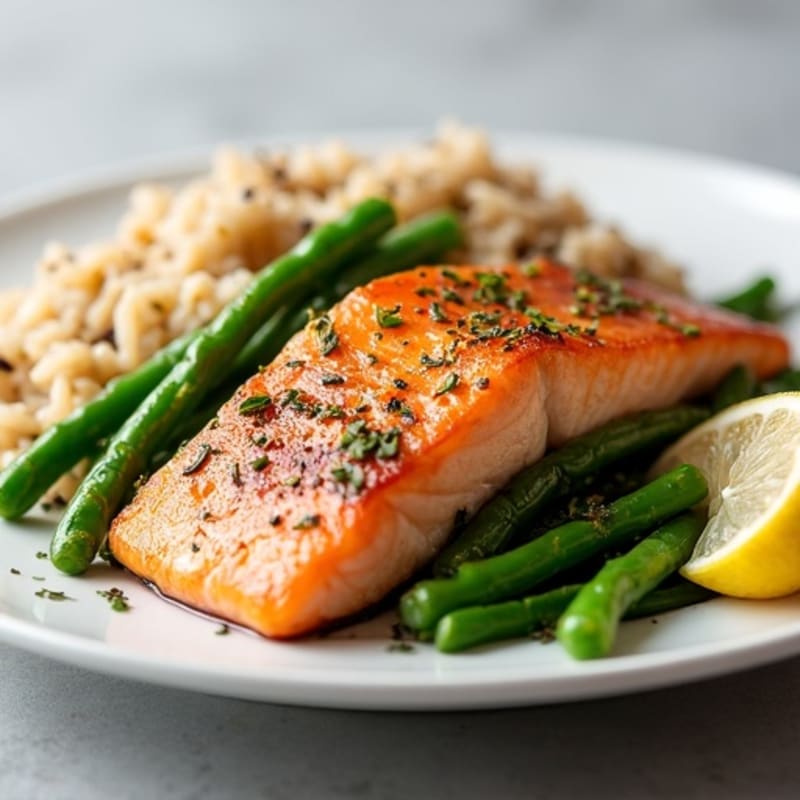 Seared Salmon with Steamed Green Beans and Brown Rice