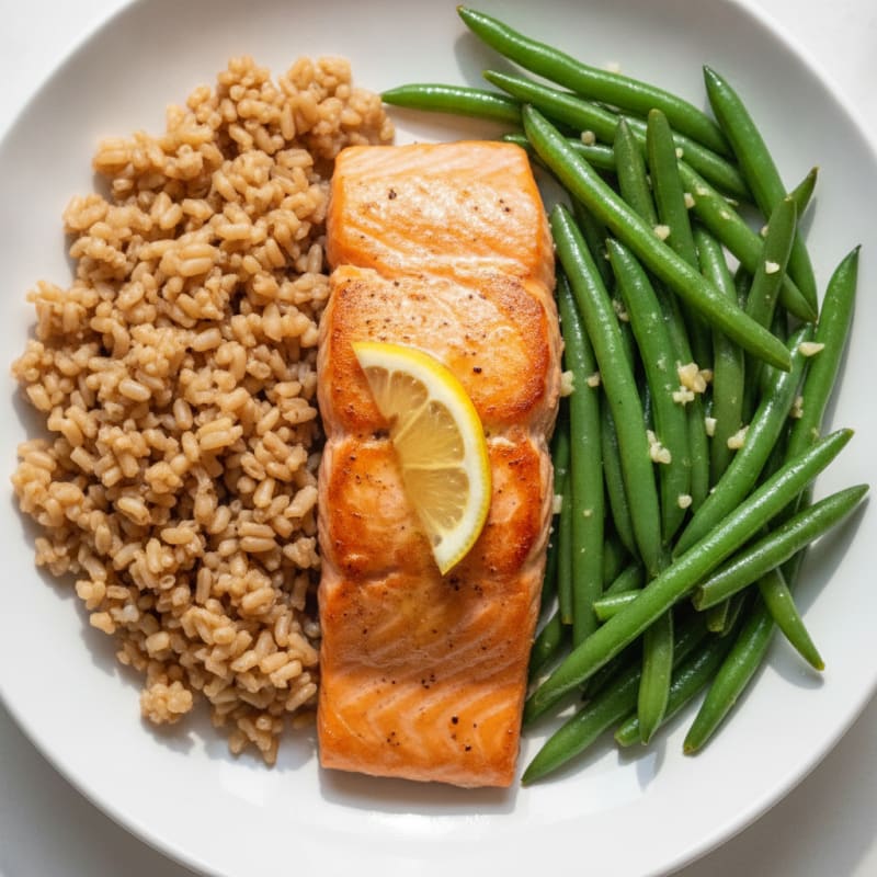 Seared Salmon Fillet with Garlic Green Beans and Brown Rice