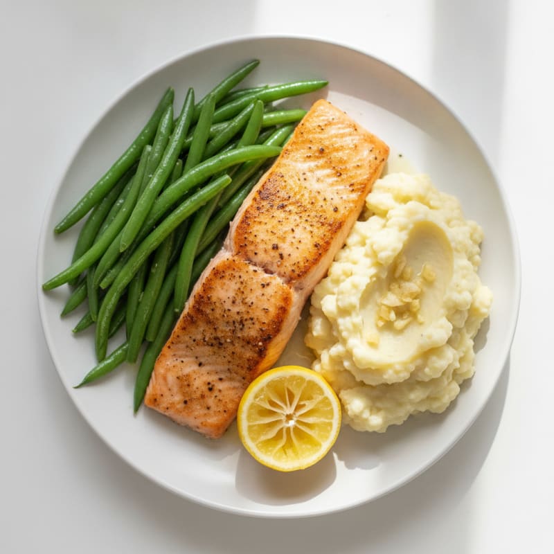 Seared Salmon with Steamed Green Beans and Garlic Mashed Cauliflower