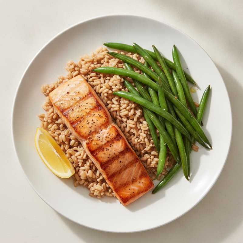 Seared Salmon Fillet with Steamed Green Beans and Brown Rice