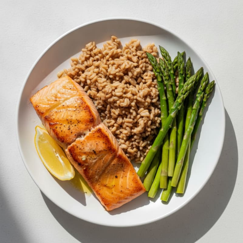 Seared Salmon with Steamed Asparagus and Brown Rice